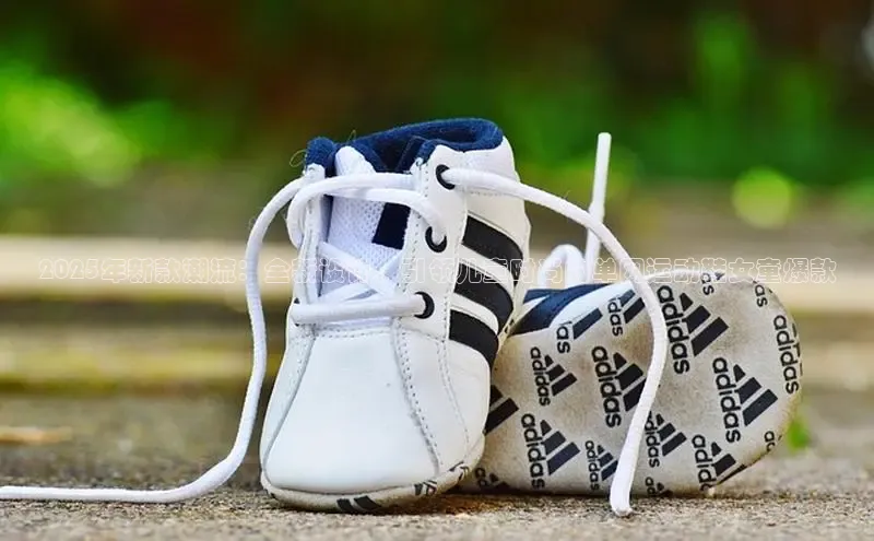 2025年新款潮流：全新设计，引领儿童时尚的单网运动鞋女童爆款